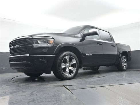 Used 2019 RAM 1500 Laramie image 31