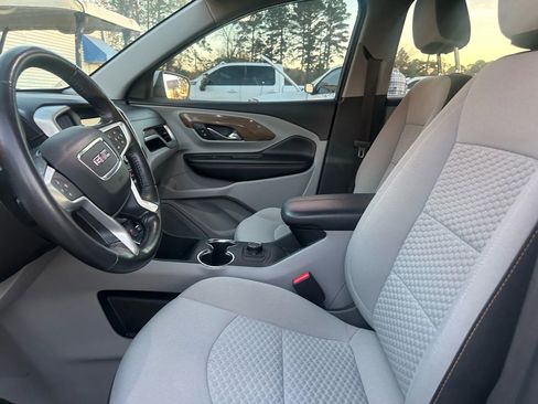 Used 2018 GMC Terrain SLE image 12