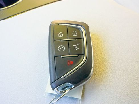 New 2026 Cadillac Lyriq Luxury image 25