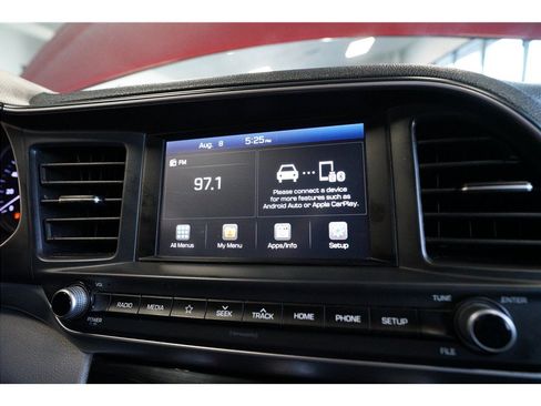 Used 2019 Hyundai Elantra SEL FWD image 21