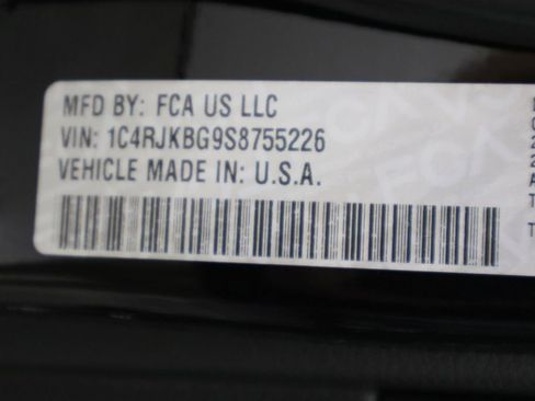 Used 2025 Jeep Grand Cherokee L Limited w/ Luxury Tech Group II image 42