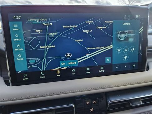 Used 2021 Lincoln Nautilus Reserve w/ Equipment Group 201A image 12