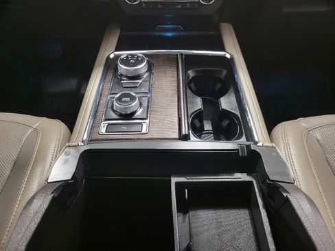 Used 2019 Ford Expedition Max Limited w/ Driver Assistance Package image 17