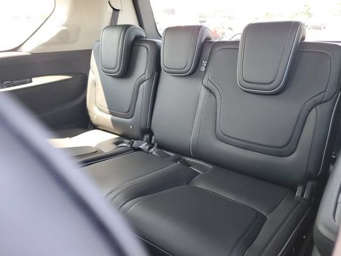 New 2027 INFINITI QX80 Luxe AWD/4WD image 16