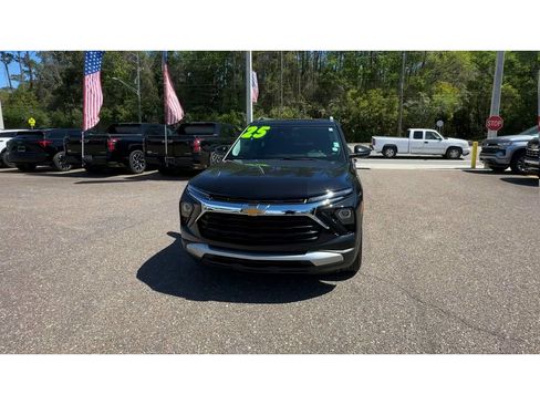 Used 2025 Chevrolet TrailBlazer LT image 7
