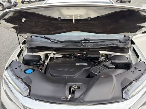 Used 2020 Honda Pilot Touring image 25