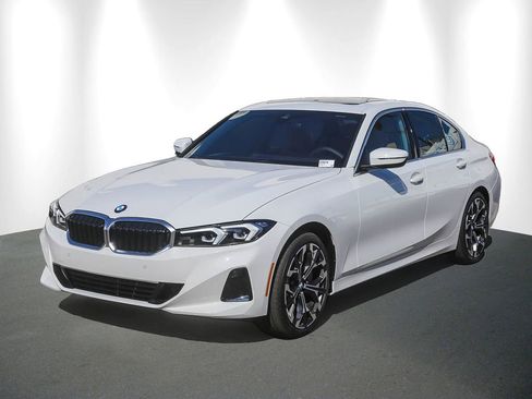 Used 2026 BMW 330i Sedan w/ Convenience Package RWD image 3