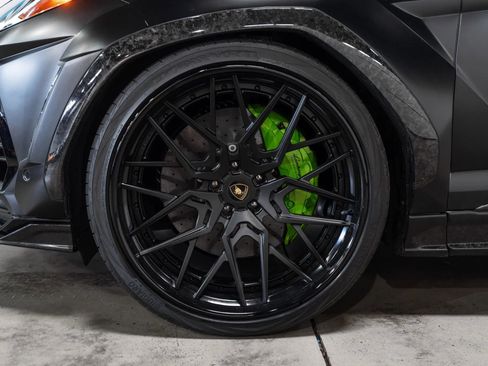 Used 2020 Lamborghini Urus image 17