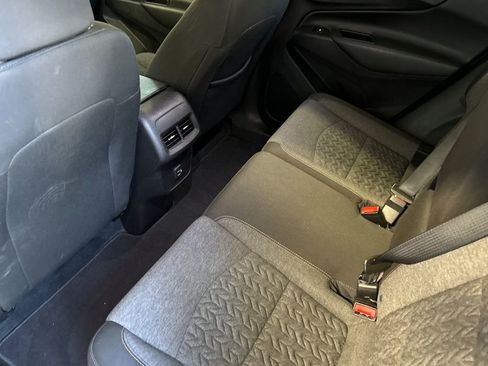 Used 2024 Chevrolet Equinox LT AWD/4WD image 12