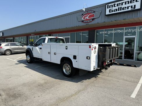 Used 2017 Ford F450 XL w/ Power Equipment Group image 4