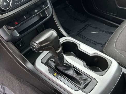 Used 2019 Chevrolet Colorado LT w/ LT Convenience Package image 13