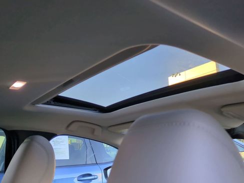 Used 2025 MAZDA CX-30 AWD 2.5 S w/ Preferred Package image 21