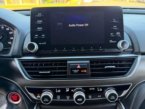 Used 2018 Honda Accord LX image 18