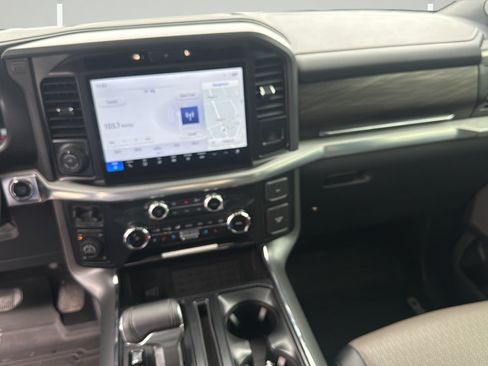 Used 2025 Ford F150 Lariat w/ Equipment Group 502A High AWD/4WD image 13