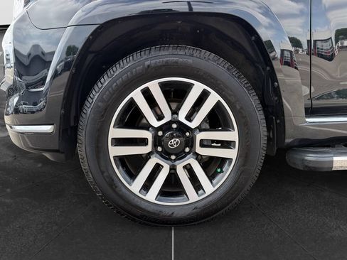 Used 2023 Toyota 4Runner Limited AWD/4WD image 12