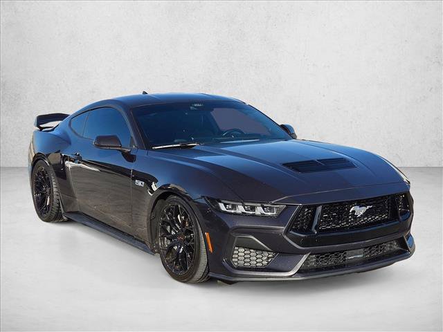 Used 2024 Ford Mustang GT RWD image 3