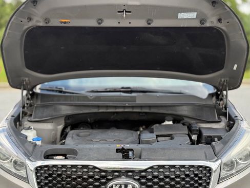 Used 2016 Kia Sorento FWD image 47