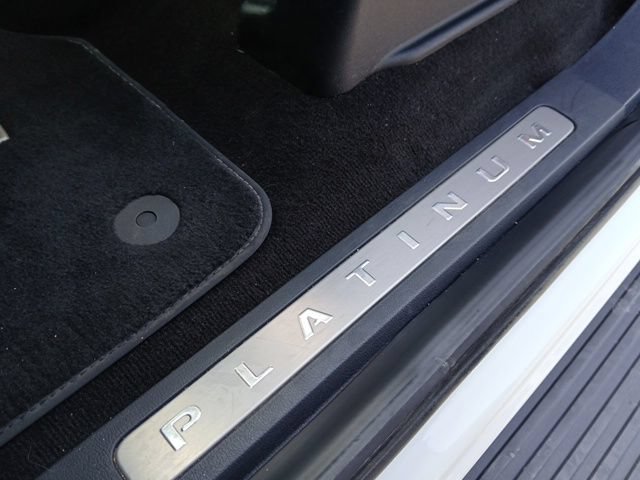 Used 2023 Ford Expedition Platinum AWD/4WD image 22