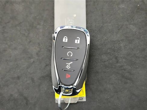 Used 2024 Chevrolet Equinox LT w/ LPO, Floor Liner Package image 21