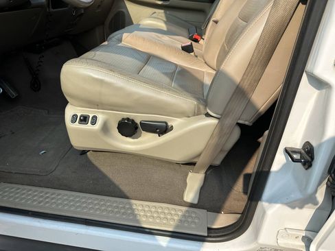Used 2003 Ford F250 Lariat RWD image 21