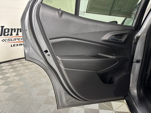 Used 2026 Chevrolet Trax ACTIV w/ Sunroof Package FWD image 22