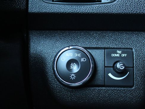 Used 2010 GMC Acadia SLE image 25