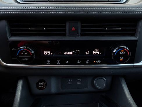 Used 2026 Nissan Rogue SV FWD image 28