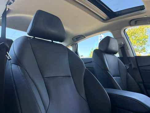 Used 2025 Honda Accord Touring image 16