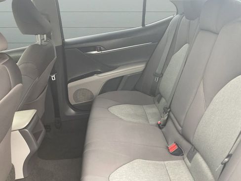 Used 2018 Toyota Camry LE w/ Moonroof Package image 20