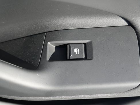 Used 2025 Audi Q6 e-tron Premium Plus w/ Premium Plus image 43