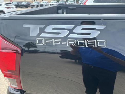 Used 2023 Toyota Tacoma SR image 4