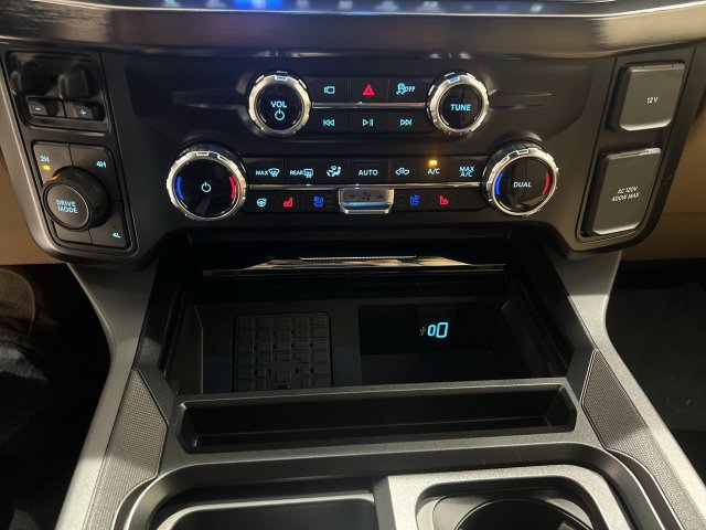 New 2027 Ford F350 Lariat w/ FX4 Off-Road Package AWD/4WD image 17