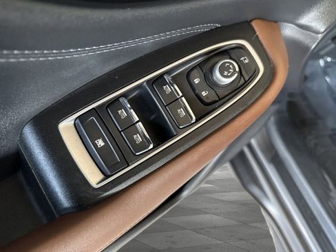 Used 2022 Subaru Outback Touring image 24