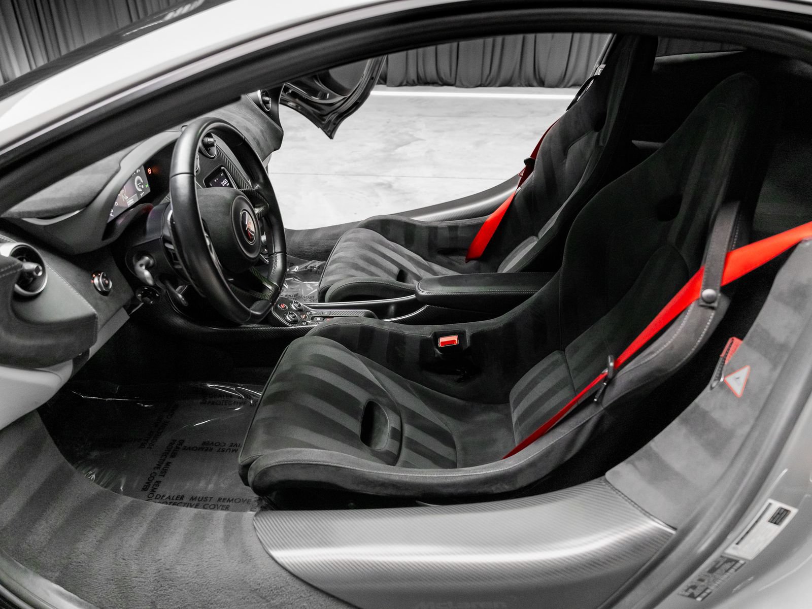 Used 2017 McLaren 570S Coupe RWD image 47
