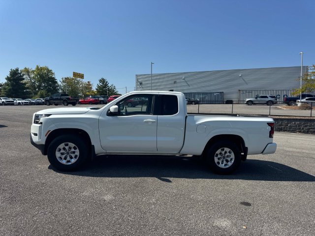 Used 2024 Nissan Frontier SV w/ Technology Package RWD image 7