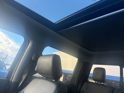 Used 2023 Ford F250 Lariat w/ Lariat Ultimate Package image 10