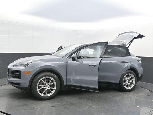 New 2026 Porsche Cayenne Coupe image 42