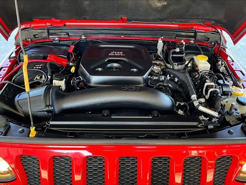 Used 2019 Jeep Wrangler Unlimited Sport S AWD/4WD image 27