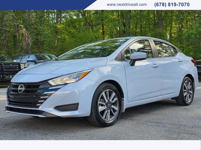 Used 2025 Nissan Versa SV w/ Trunk Package