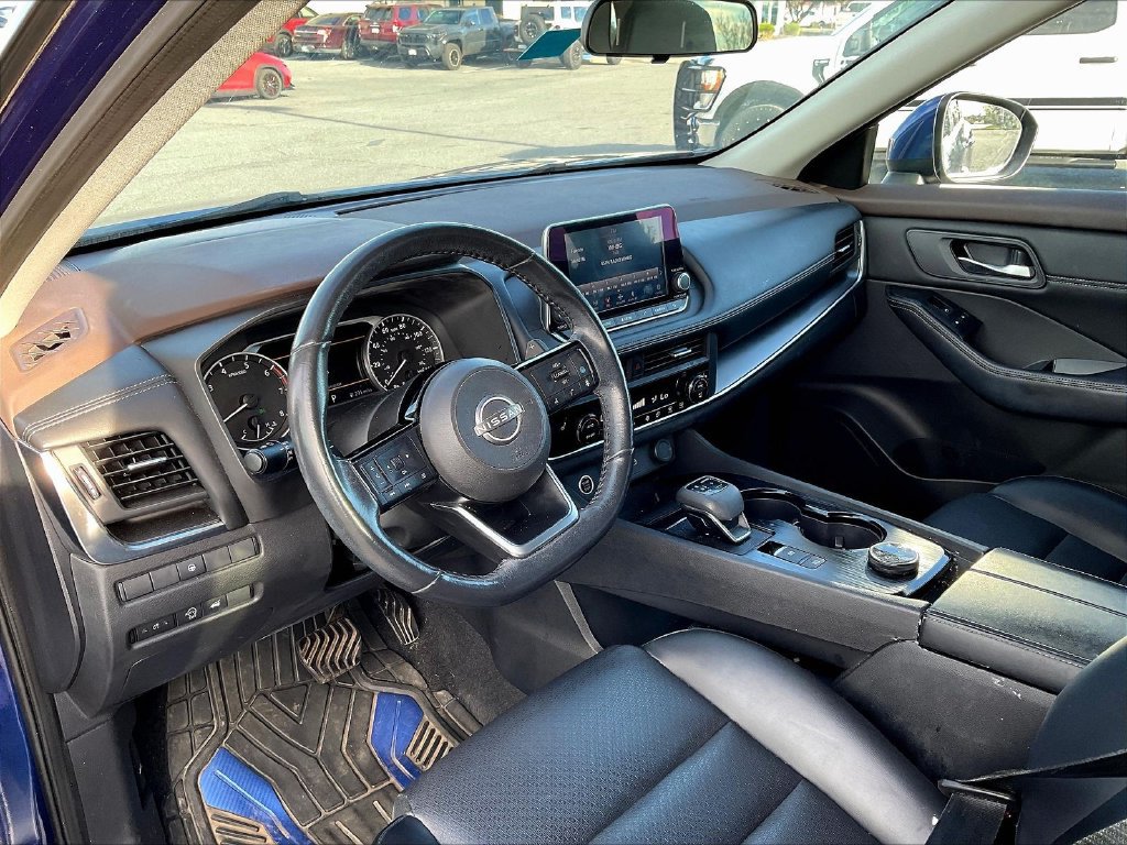 Used 2023 Nissan Rogue SV w/ SV Premium B Package AWD/4WD image 5