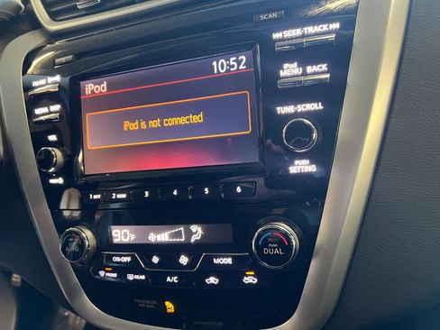 Used 2017 Nissan Murano S AWD/4WD image 17