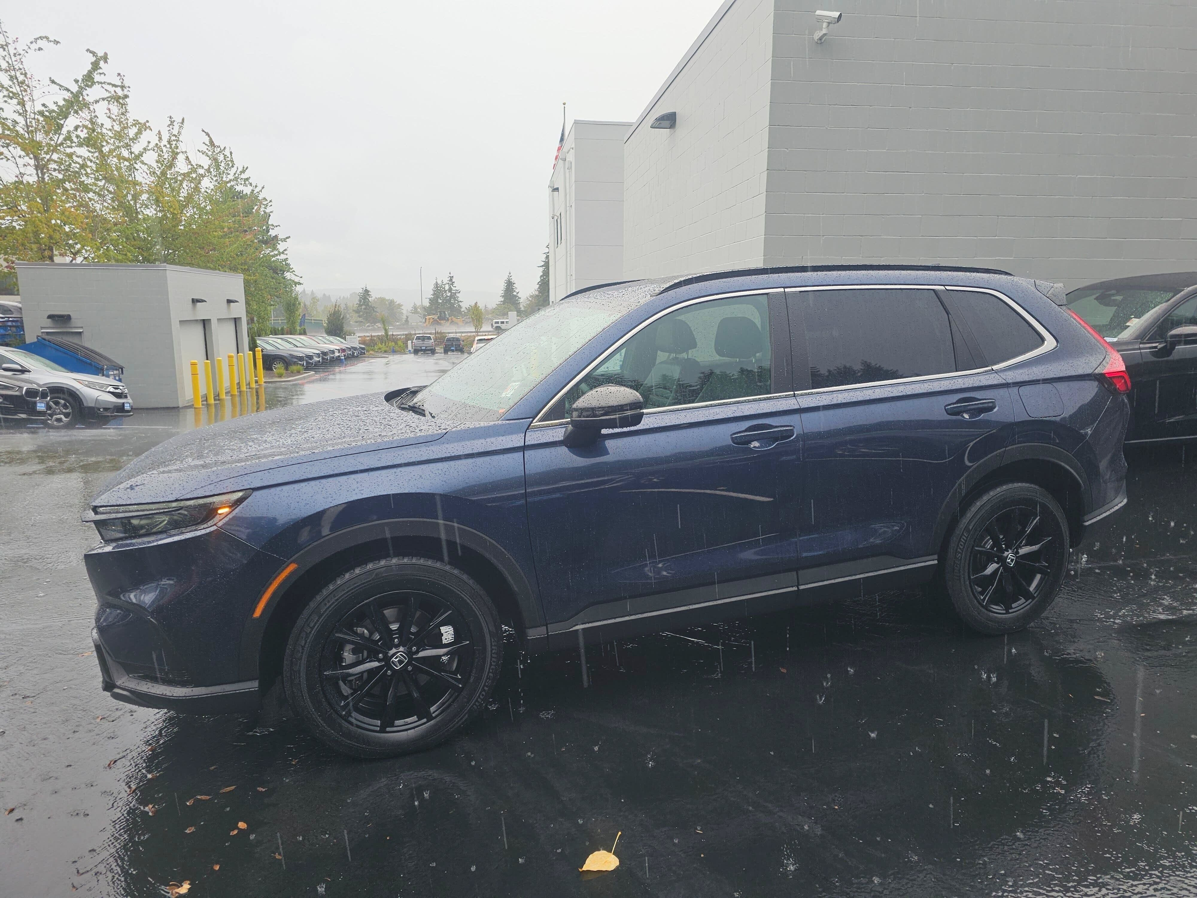 Used 2024 Honda CR-V Sport-L image 4