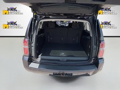 Used 2015 Chevrolet Suburban LS AWD/4WD image 30