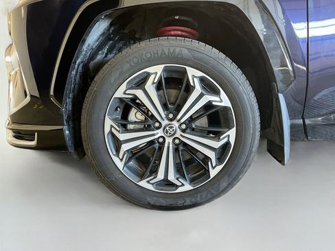 Used 2024 Toyota RAV4 XSE w/ Weather Package AWD/4WD image 34