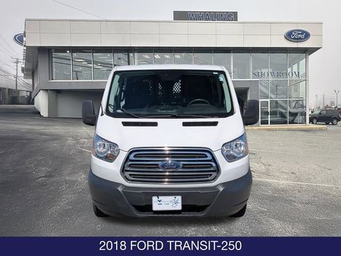 Used 2018 Ford Transit 250 130 Low Roof w/ Exterior Upgrade Package RWD image 2