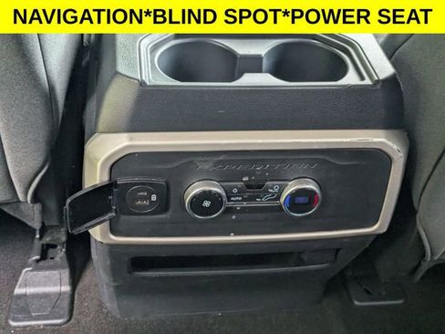 Used 2022 Ford Expedition XLT AWD/4WD image 29