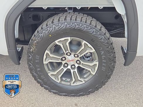 New 2026 GMC Sierra 1500 Pro AWD/4WD image 7
