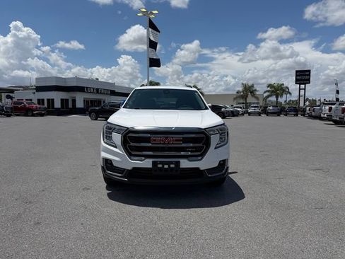 Used 2022 GMC Terrain AT4 w/ Tech Package AWD/4WD image 2