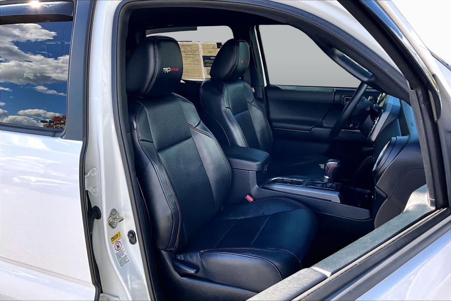 Used 2017 Toyota Tacoma TRD Pro AWD/4WD image 7