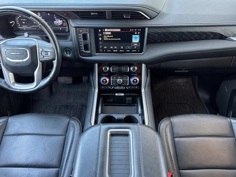 Certified 2023 GMC Yukon XL Denali w/ Advanced Technology Package AWD/4WD image 14